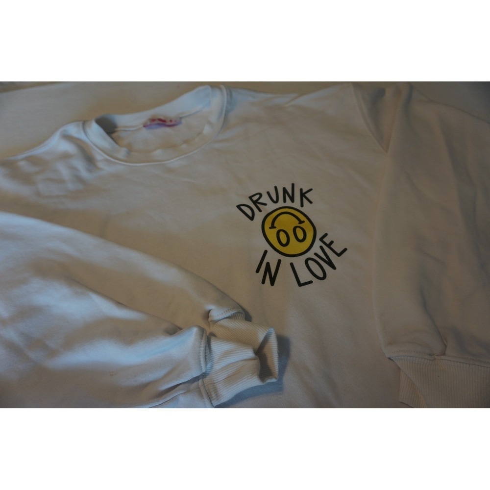 BuddyLove Devon Drunk In Love Graphic Sweatshirt White Cotton Crew Neck Small